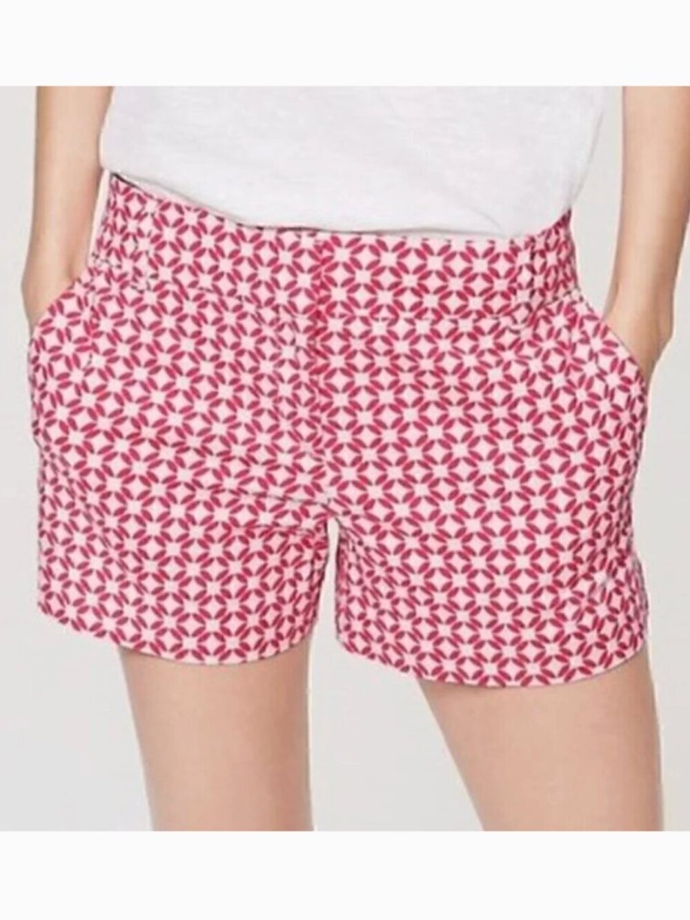 ANN TAYLOR LOFT Riviera Short Beige Coral Pink Geometric 4" Inseam Cotton Shorts